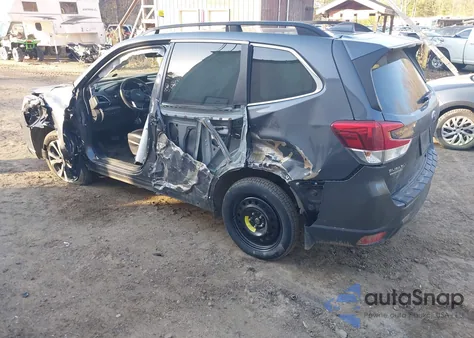 2021 Subaru Forester Limited z USA, uszkodzony, nr VIN JF2SKASC9MH412281